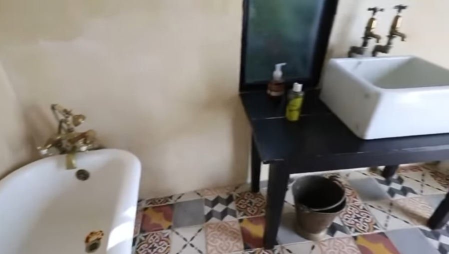 8 Bedroom Property for Sale in Hopefield Western Cape